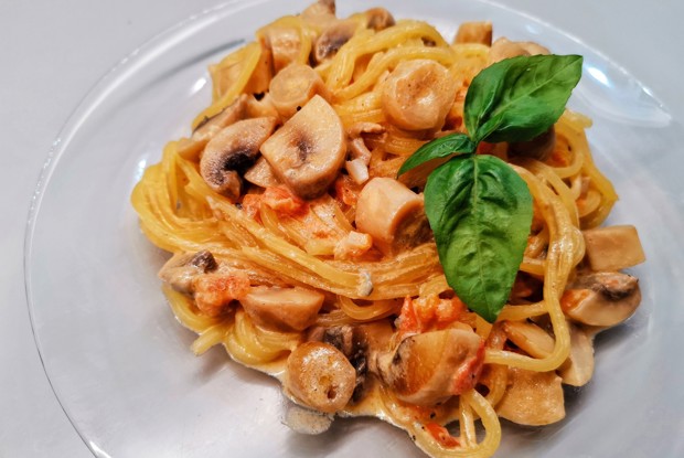 Кето-спагетти с грибами