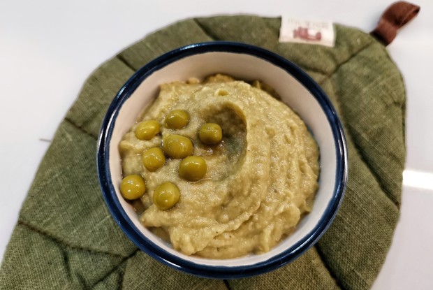 Кето-пюре с горошком и крапивой