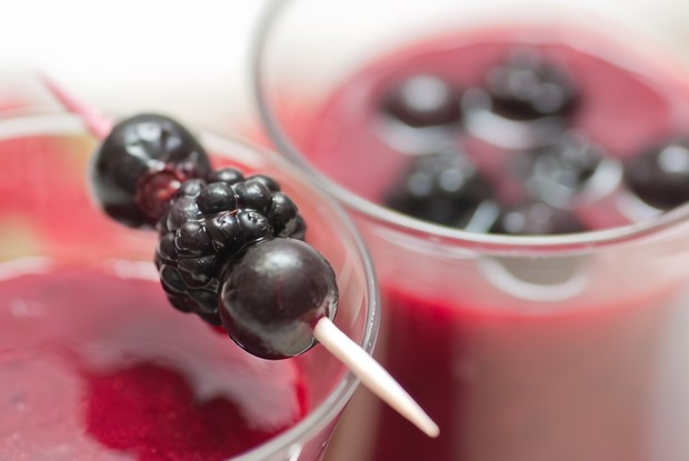 Кисель из сушеной черники или из сухих ягод шиповника