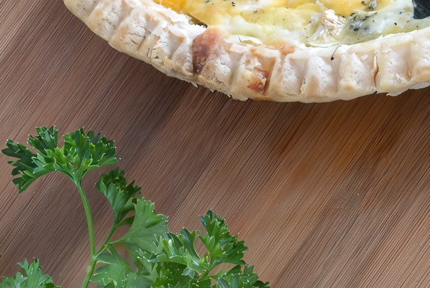 Киш из цукини с беконом