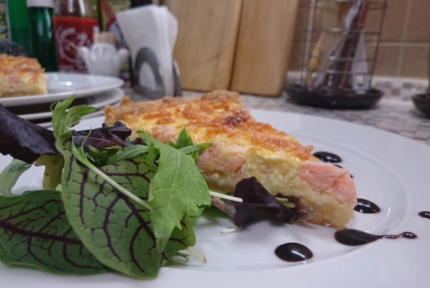 Киш лорен с слабосоленым лососем