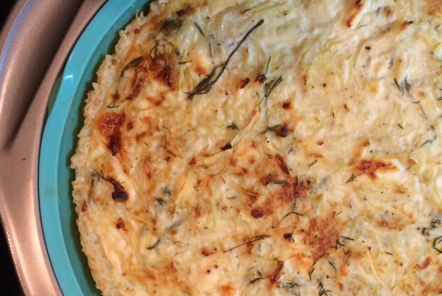 Киш с цукини и фетой в тесте из коричневого риса