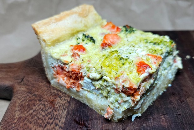 Киш с неркой и сыром