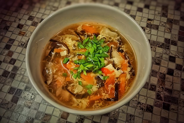 Китайский кисло-острый суп с тофу