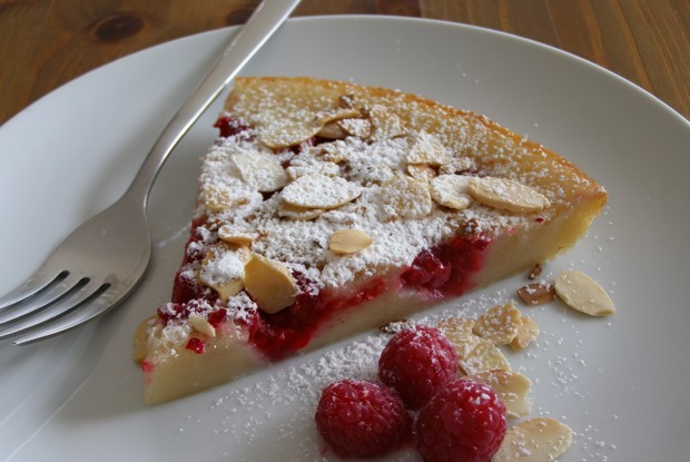 Клафути с малиной