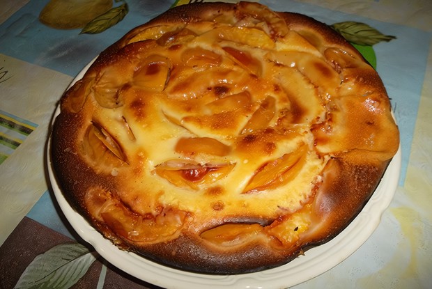 Клафути с персиками