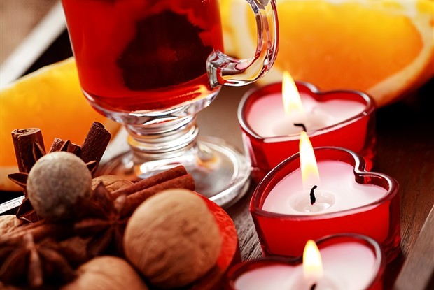 Классический негус с порто, бренди, красным вином и лимоном