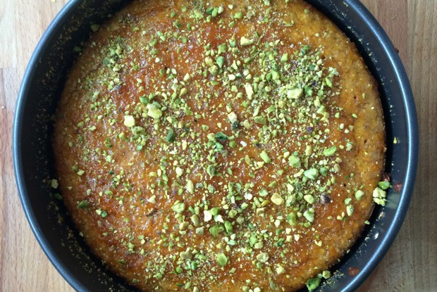 Клейкий пирог из апельсина и лимона с полентой