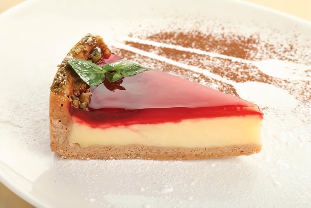 Клубничный чизкейк с безе