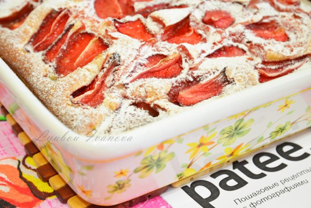Клубничный кекс с ванилью