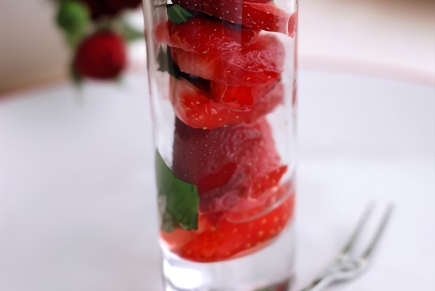 Клубника в бальзамическом уксусе