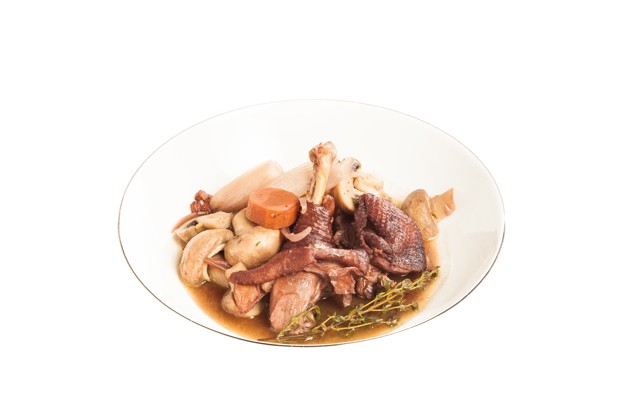 Петух в вине кок-о-ван