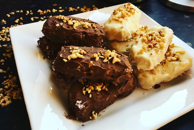 Кокосовые батончики в шоколаде «Баунти»