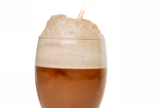 Коктейль из бренди с какао-ликером