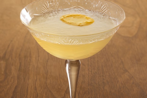 Коктейль «Эпплджек» (Applejack)