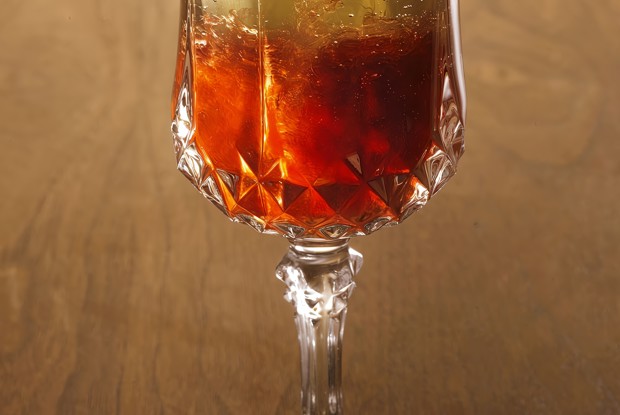 Коктейль «Кир-рояль» (Kir Royal)