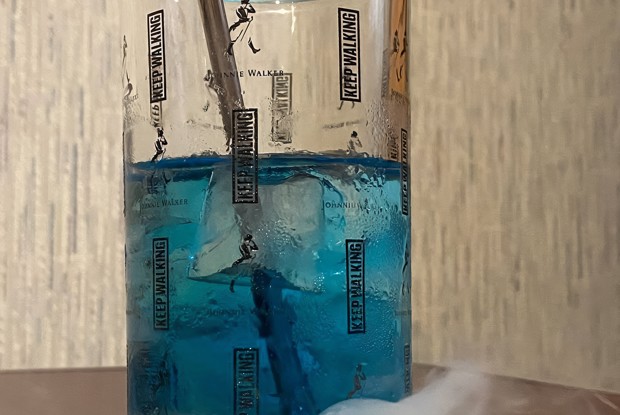 Коктейль «Голубая лагуна»