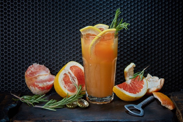 Коктейль «Грейпфрут пэшн» от ресторана «Лакки Лучано»