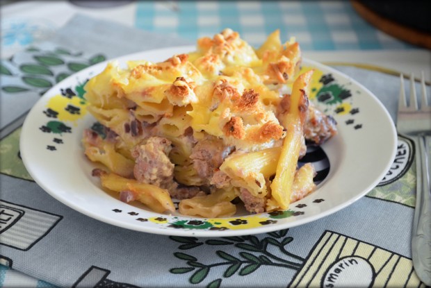 Колбаски с пастой