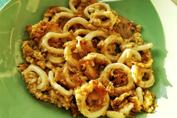 Кольца кальмара в нежном кляре