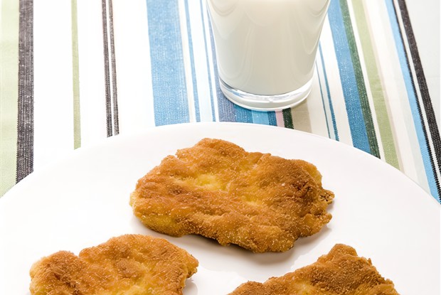 Котлеты из фасоли с грибным соусом