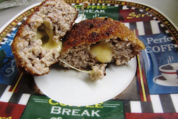 Котлеты с сырной начинкой