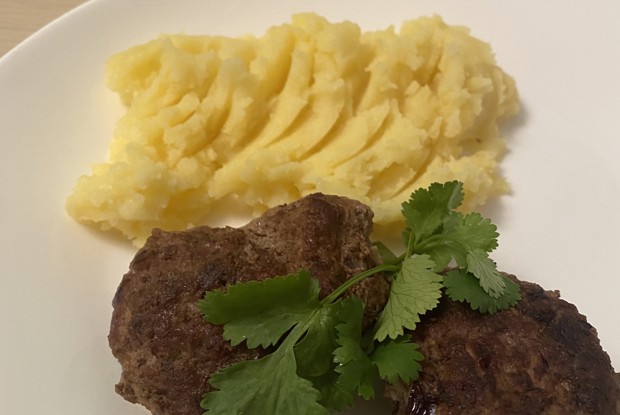 Котлетки с пюрешкой