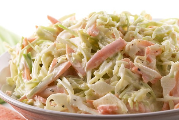 Коулсло с ананасами