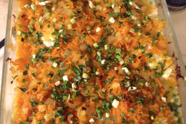 Красная треска, запеченная с овощами