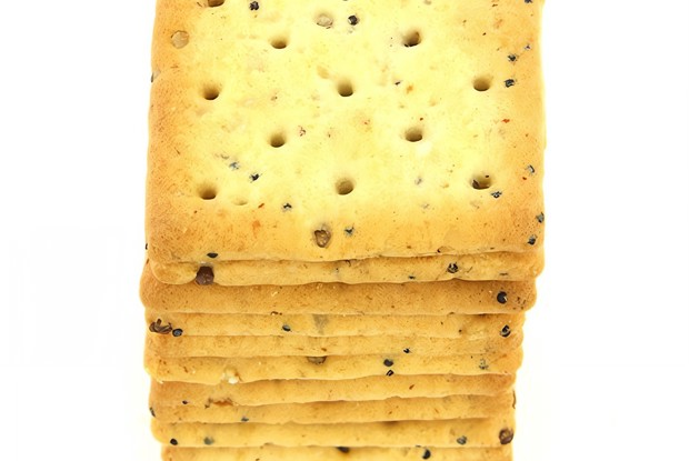 Крекеры из спельтовой муки с маком