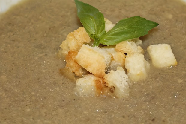 Крем суп из баклажанов с креветками