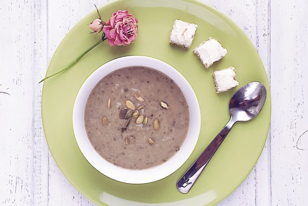 Крем-суп из баклажанов с лимонным соком