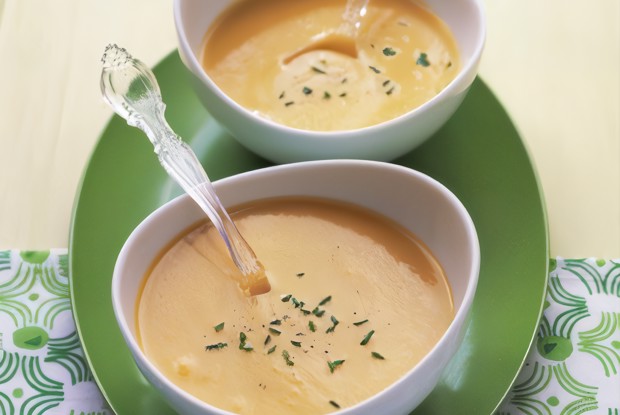 Крем-суп из цветной капусты с чеддером и укропом