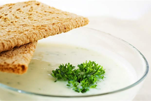 Крем-суп из цветной капусты с пармезаном