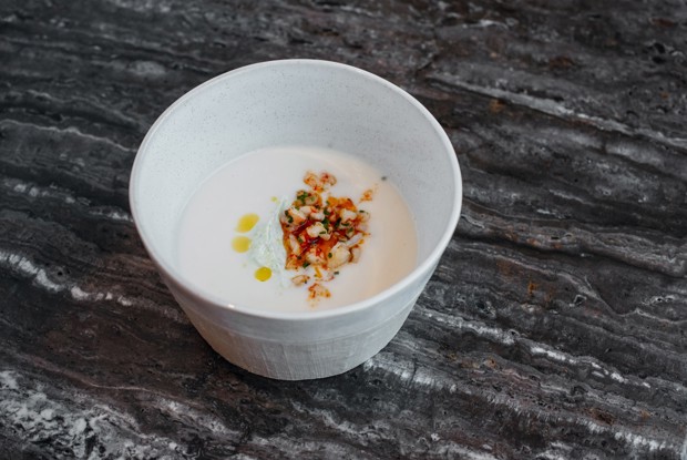 Крем-суп из цветной капусты с маскарпоне