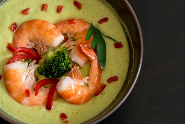 Крем-суп из кабачков с креветками