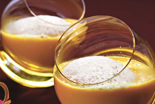 Крем-суп из моркови с грибной пеной