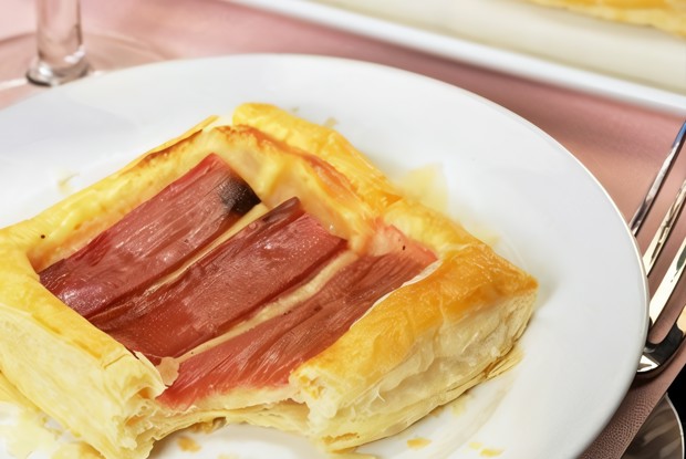 Креманки с ревенем