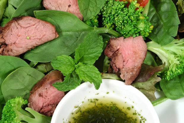 Кремовая заправка для салата с тмином