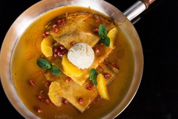 Креп-сюзетт с мороженым