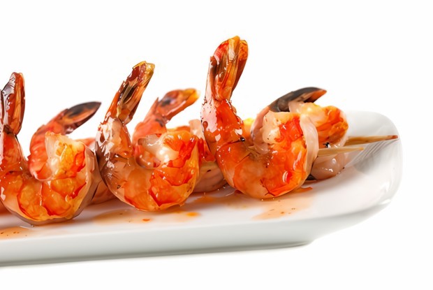 Креветки на гриле с арахисово-чесночным соусом