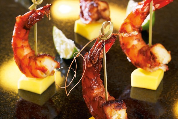 Креветки с манго