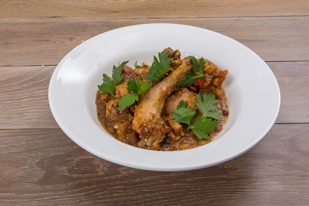 Кролик в миндальном соусе