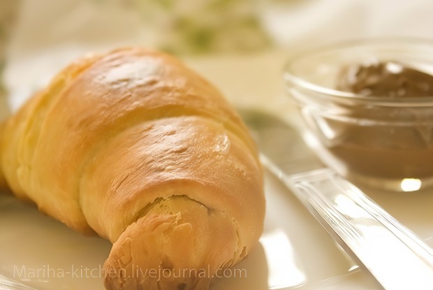 Круассаны с ореховой пастой