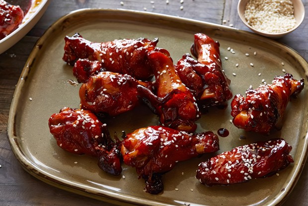 Крылышки в соусе из меда и виски