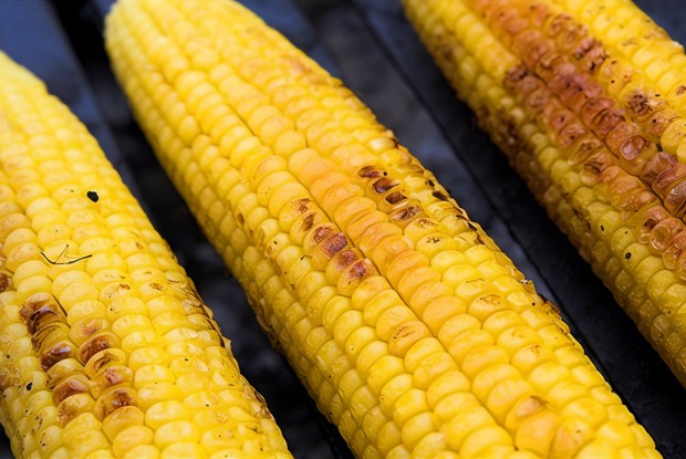 Кукуруза на барбекю