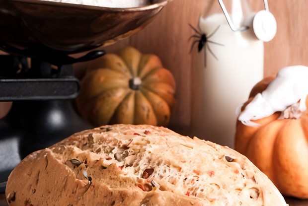 Кукурузный хлеб с тыквой и чили