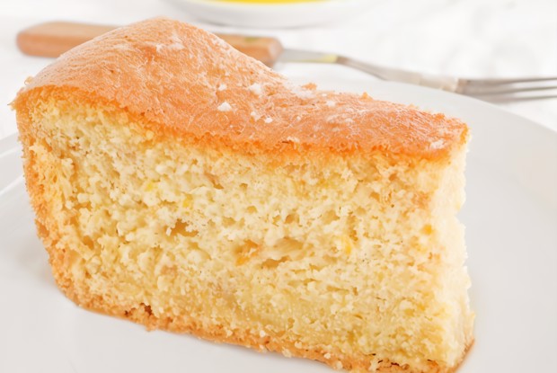 Кукурузный пирог с миндалем