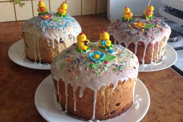 Кулич пасхальный с изюмом и ванилью