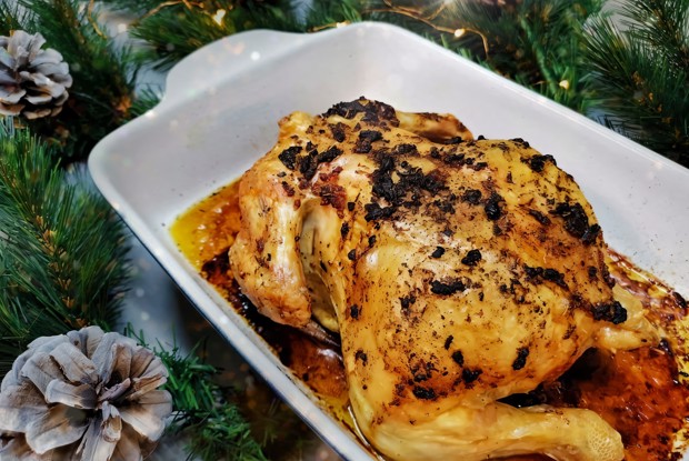 Курица целиком в духовке